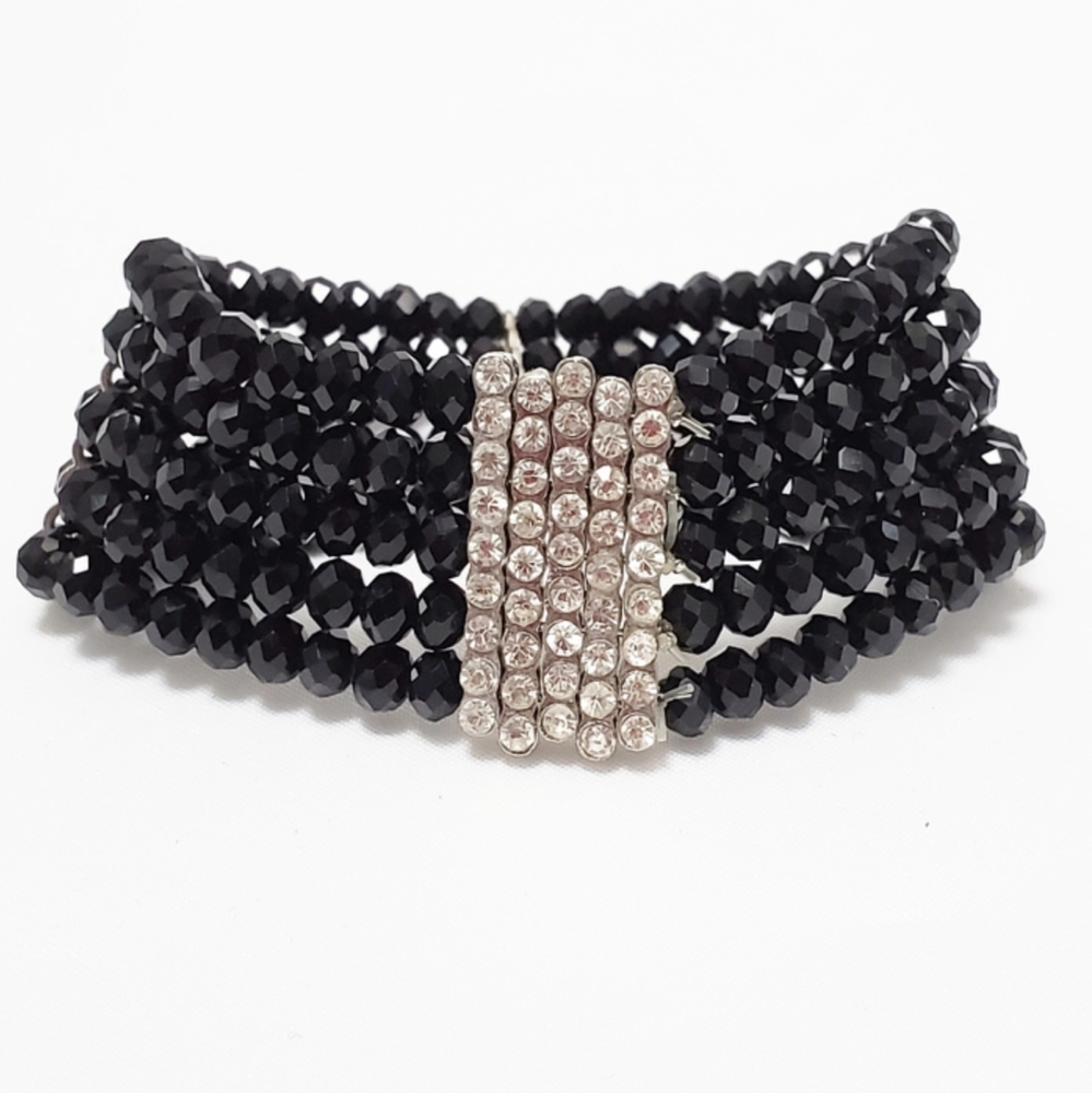 Bracelet: Multi Stand Black Crystals Stretch Bracelet